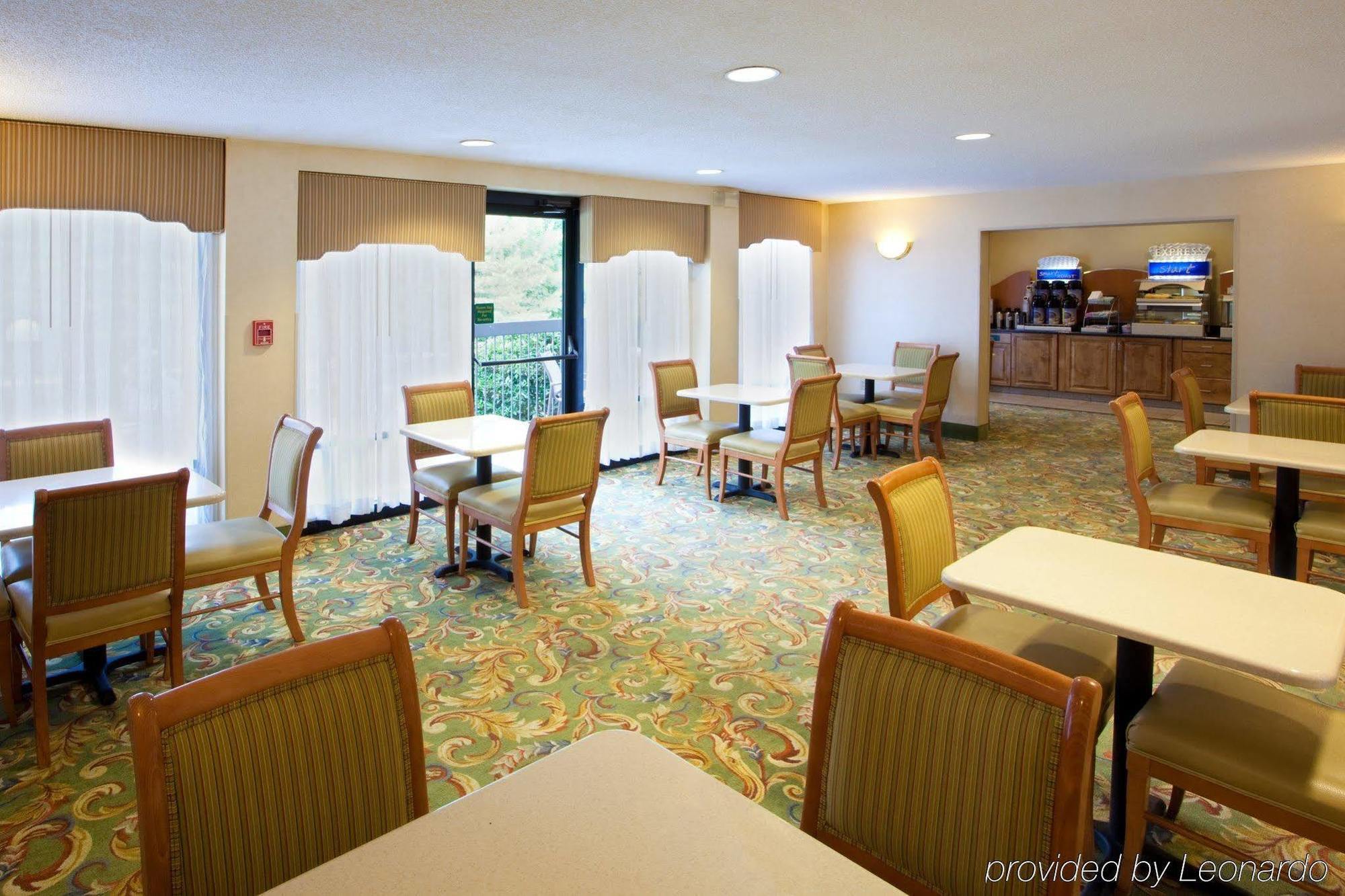 Holiday Inn Express Richmond-Mechanicsville By Ihg Ngoại thất bức ảnh