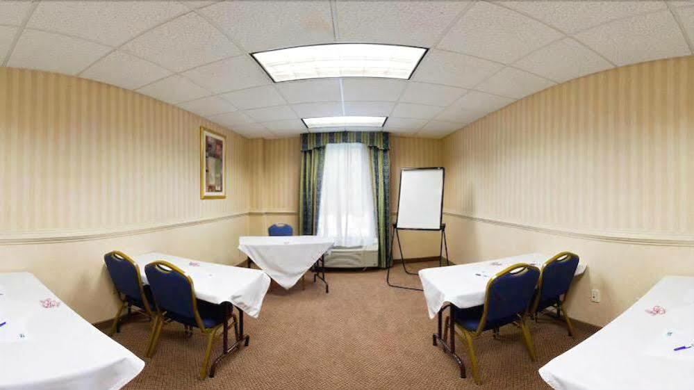 Holiday Inn Express Richmond-Mechanicsville By Ihg Ngoại thất bức ảnh